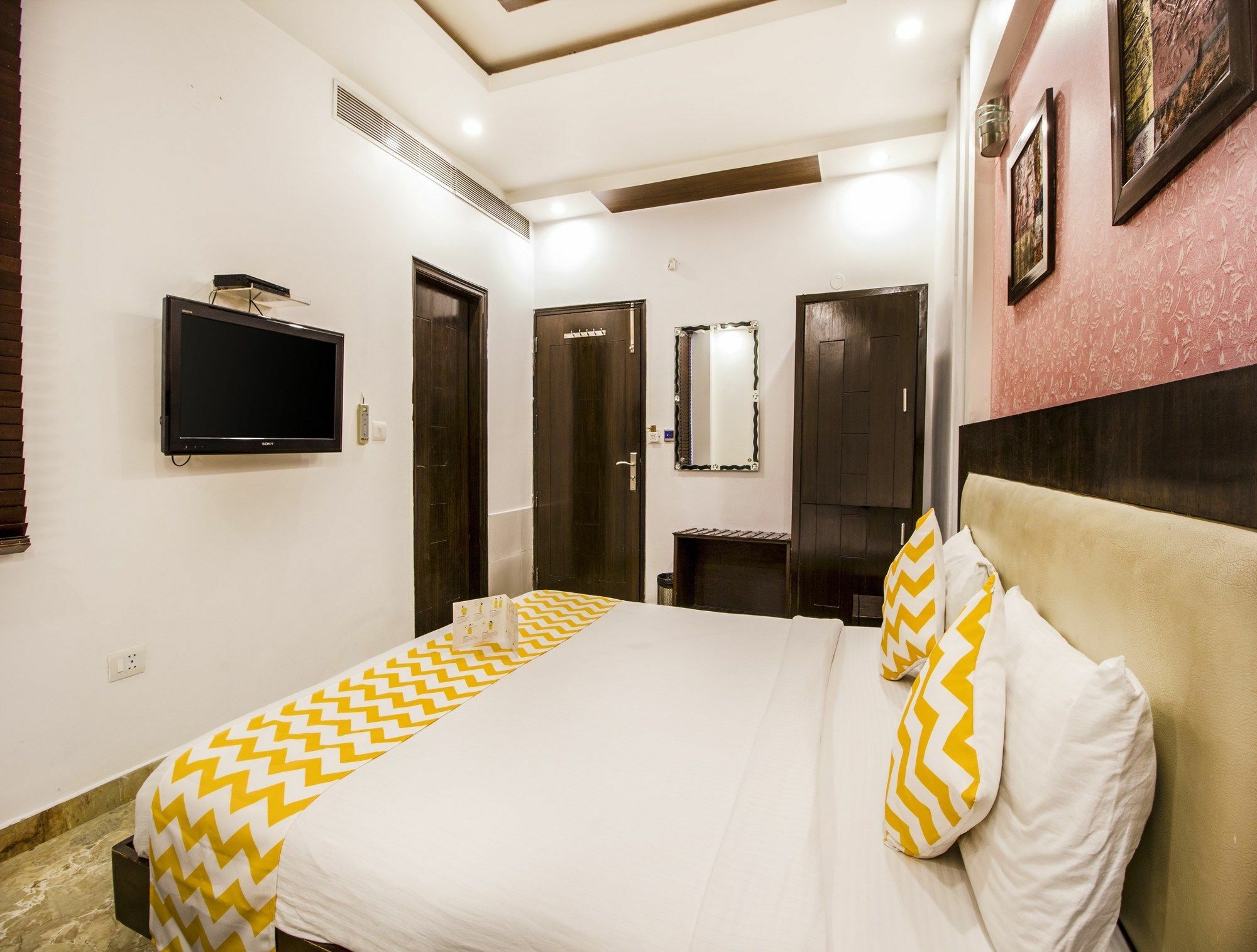 Fabhotel Sehej Inn Nueva Delhi Exterior foto